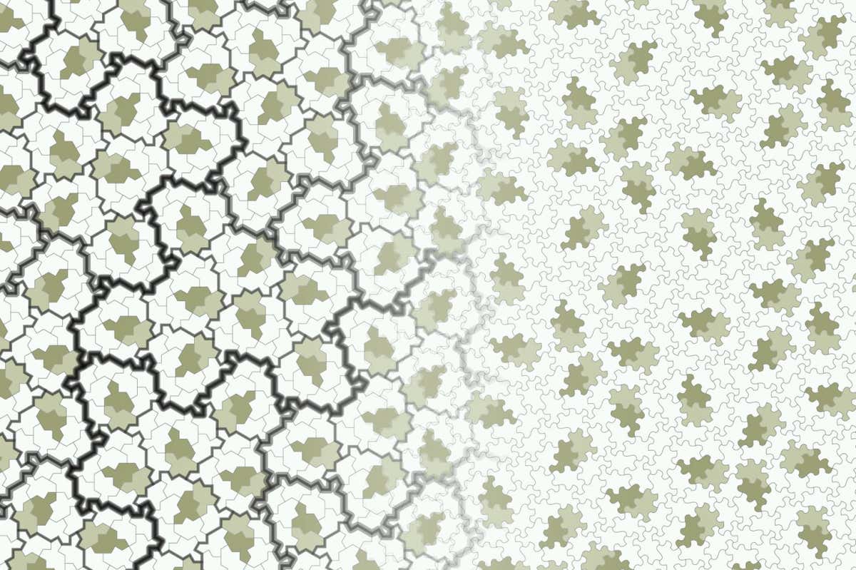 A larger version of the banner image above, crossfading between Tile(1,1) and a Spectre with curved edges.